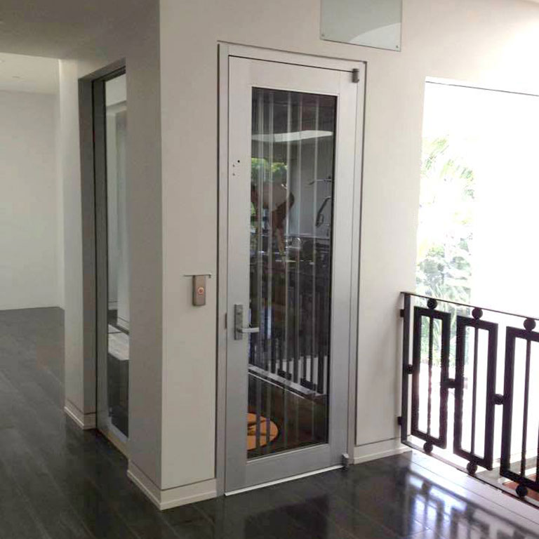 REI Luxury Lift Hydraulic Home Elevator